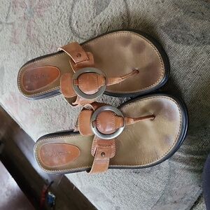 Cole Haan Nike Air Heeled Thong Sandals Size 9